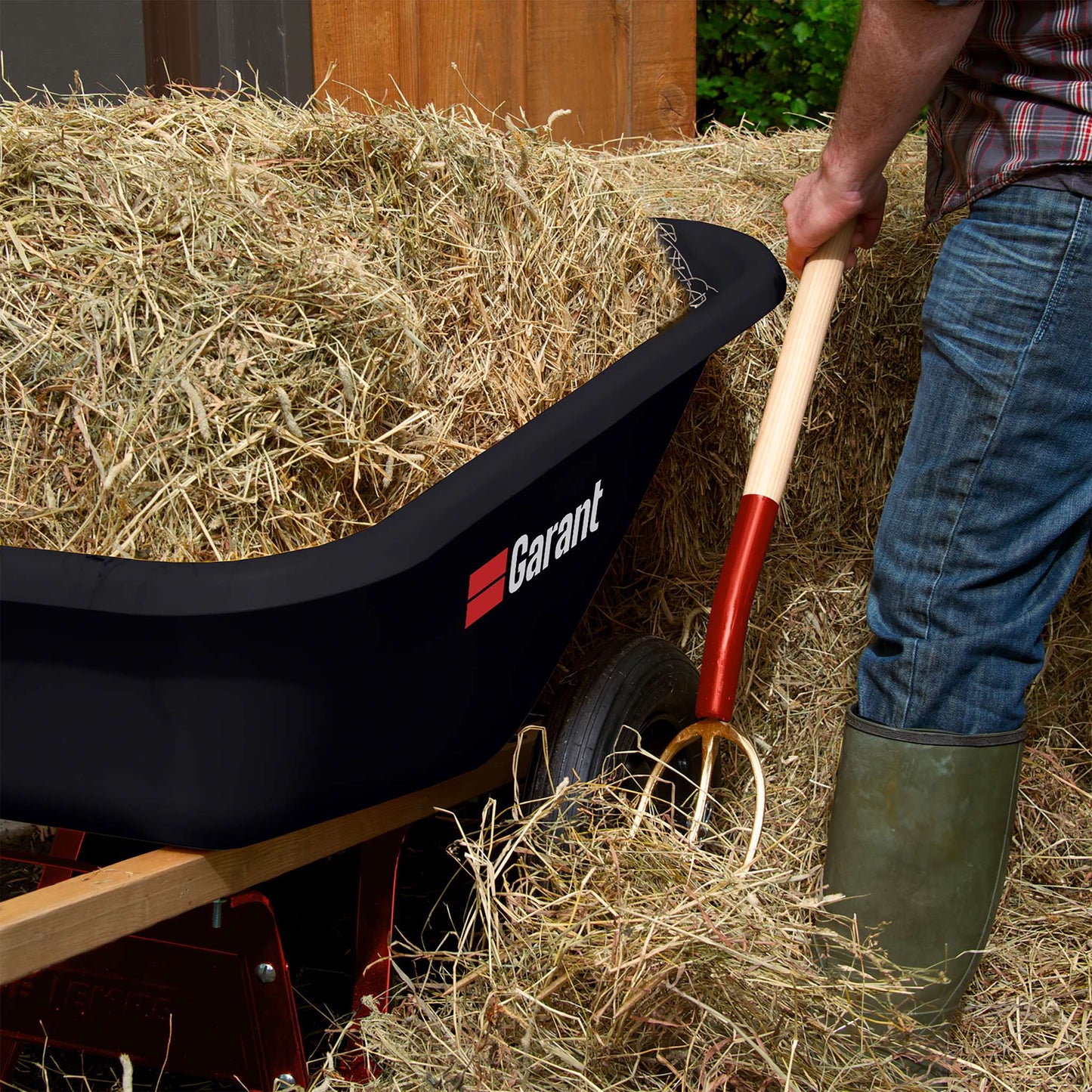 Wheelbarrow poly tray, 8 cu ft