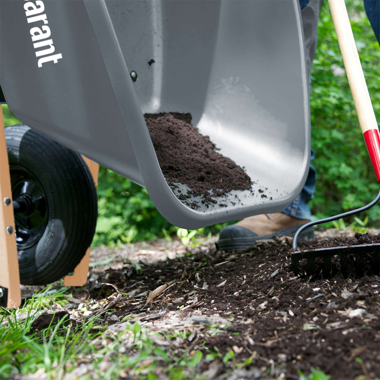 Wheelbarrow poly tray, 5 cu ft