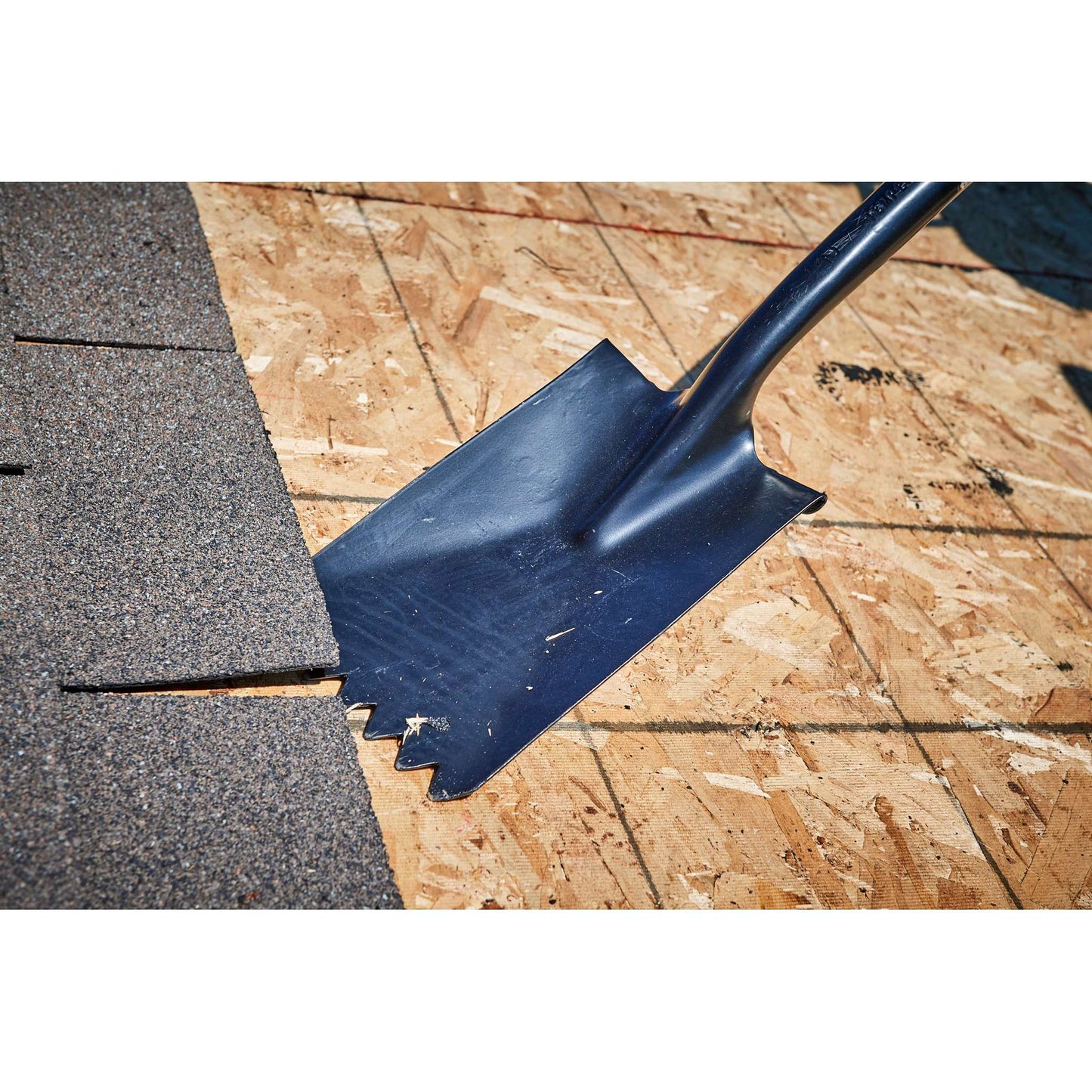 Pelle à bardeaux, manche en bois