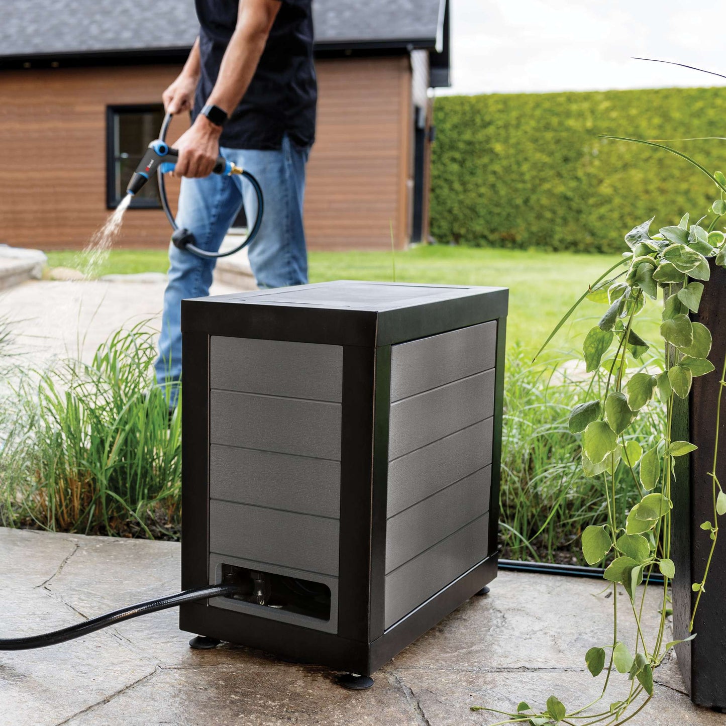 Hose Reel with Accessories, Automatic Retraction System