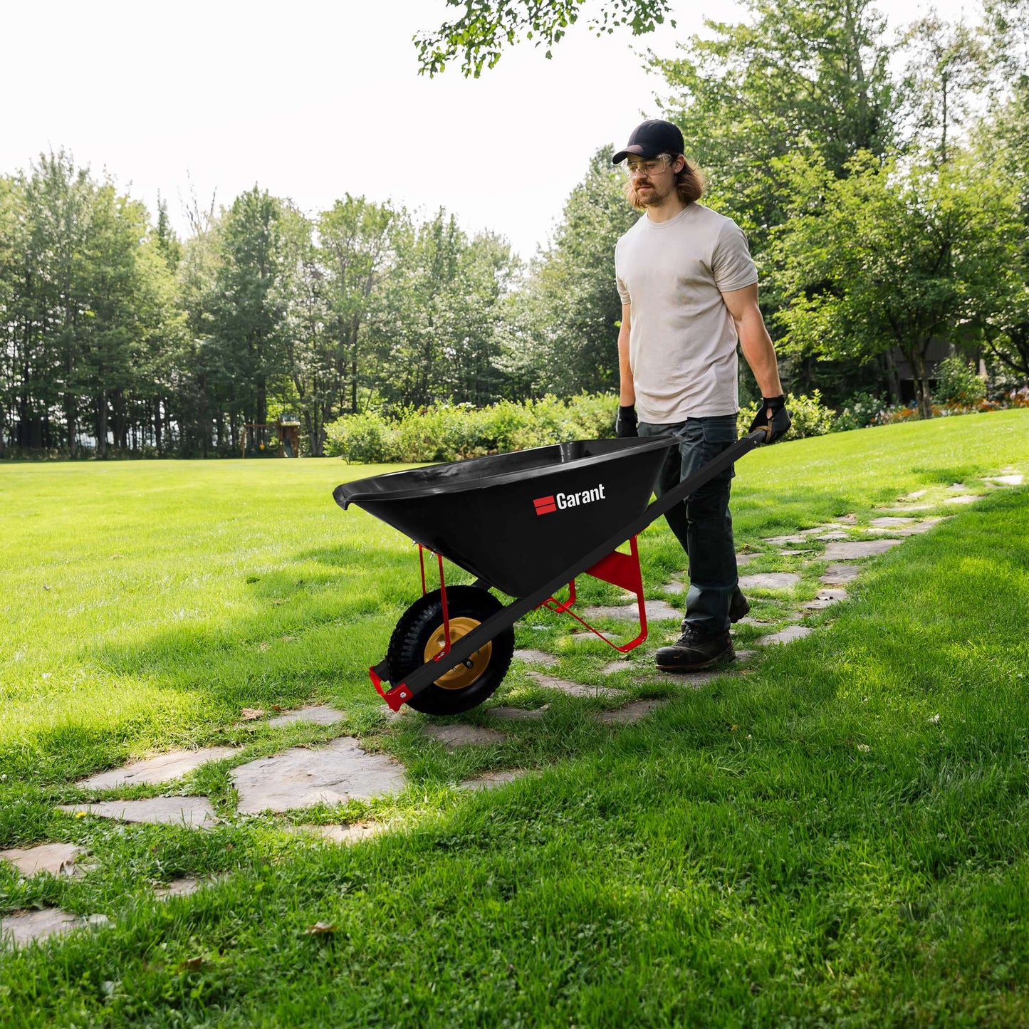 5 ft³ Wheelbarrow, Polyethylene Tray, Flat-free Tire