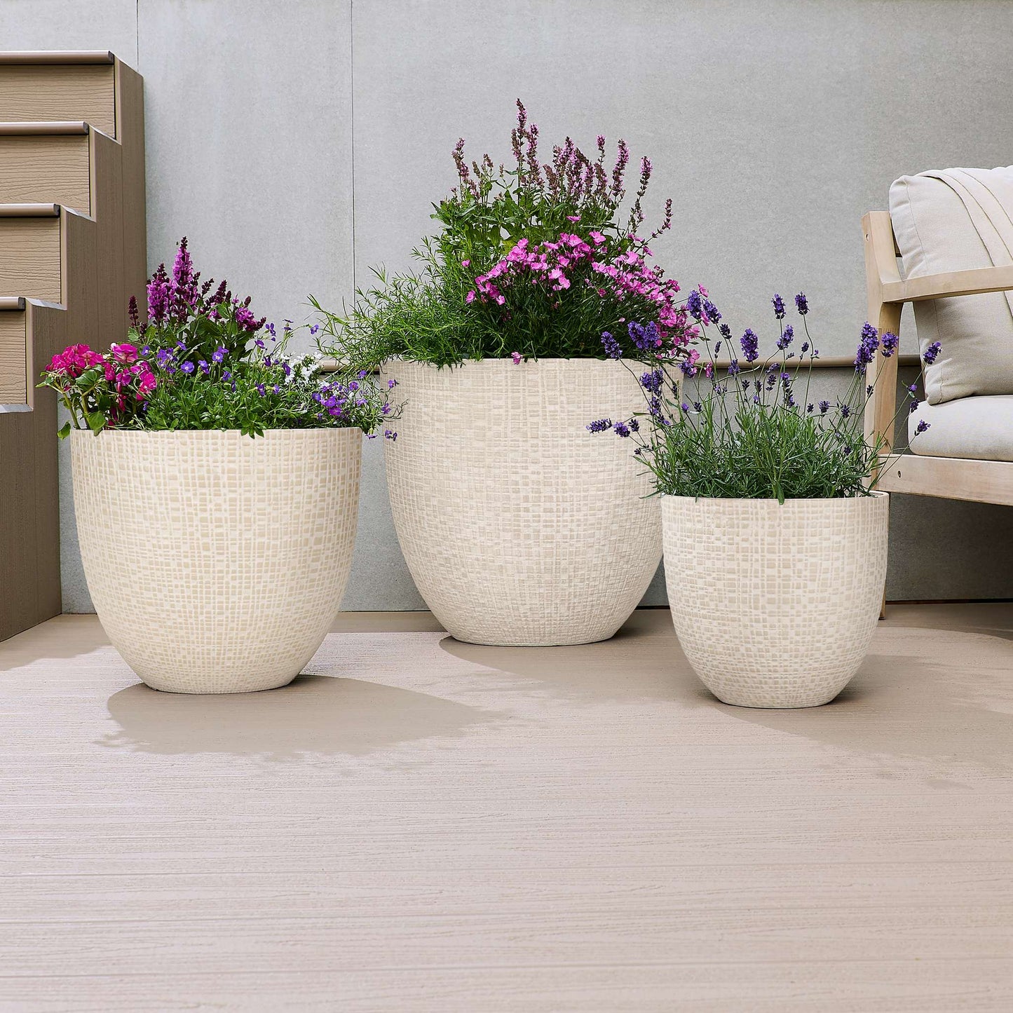 12’’ Riley Planter with fine line stone effect