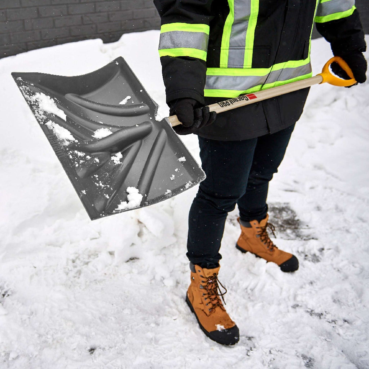 Snow shovel,18" polypro blade