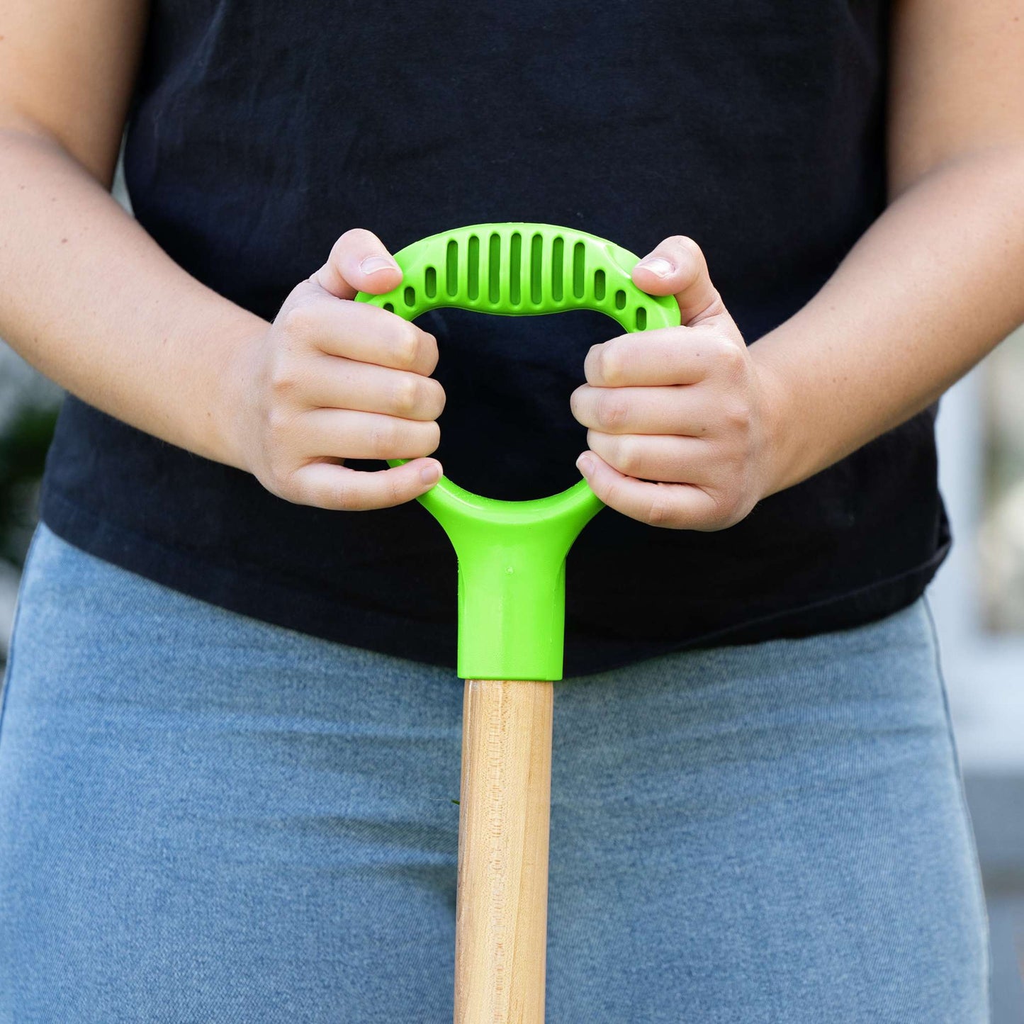 Garden spade, wood handle