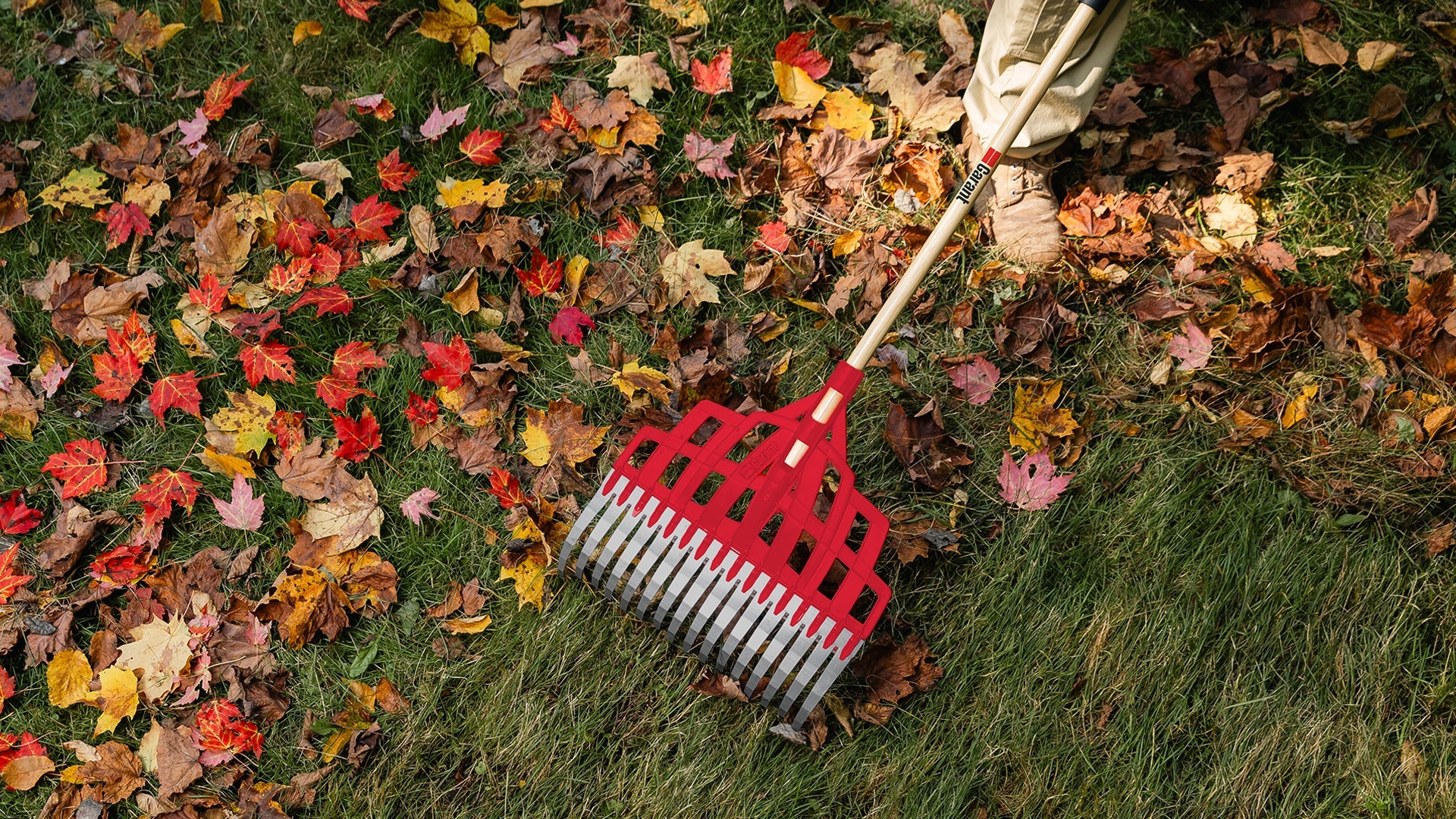 Rakes and broom – Garant