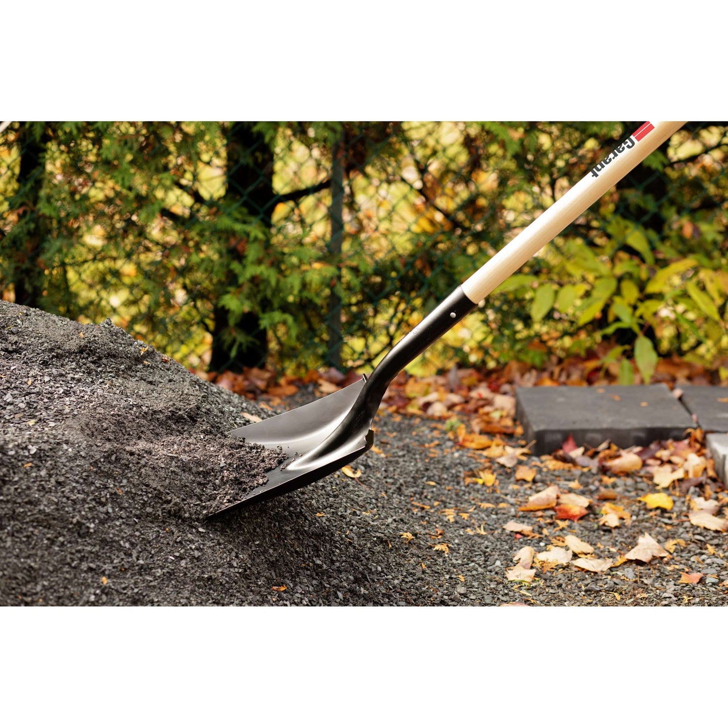 Garden spade, wood handle