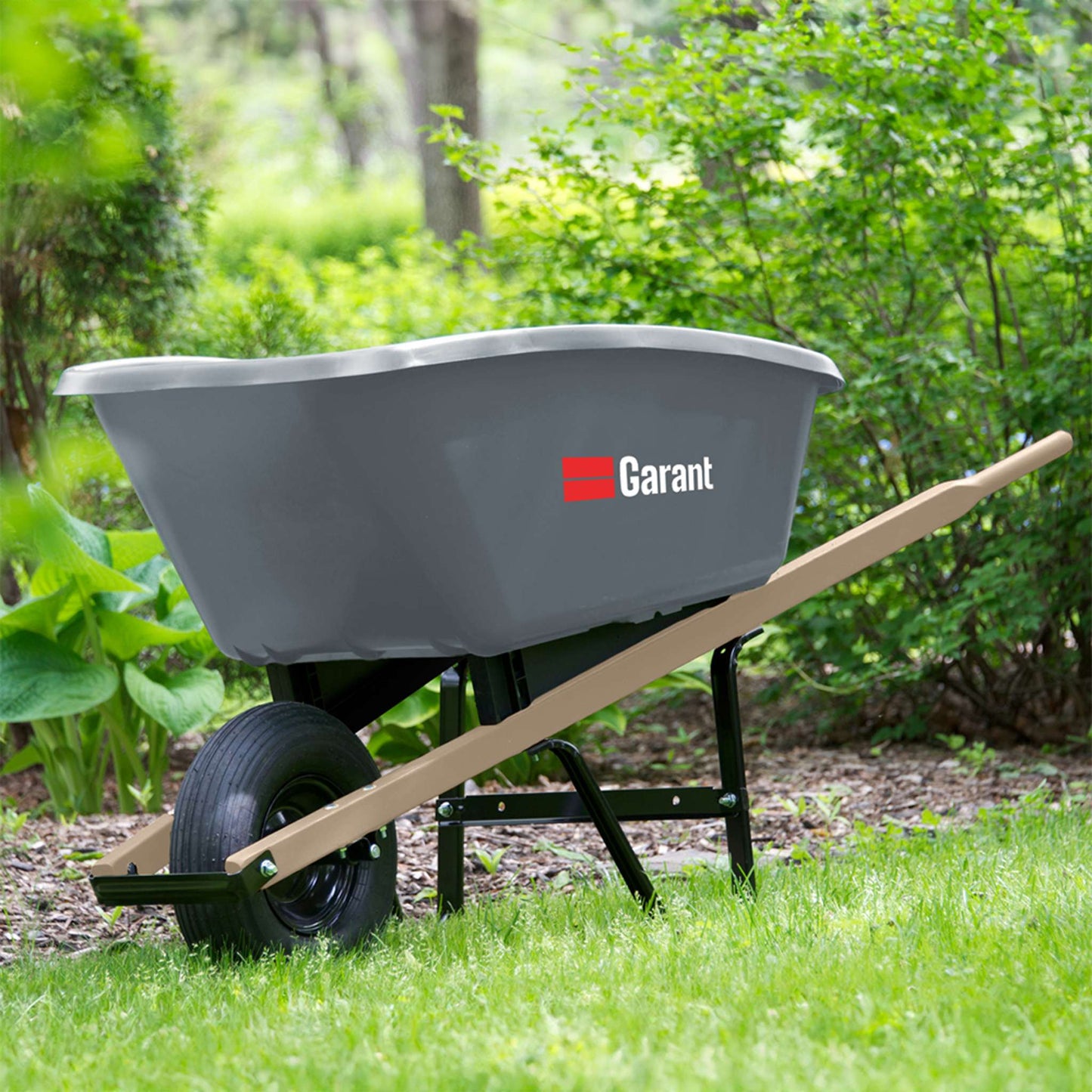 Brouette en poly, 5 pieds cubes