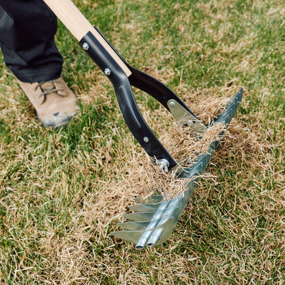Thatching rake, wood handle