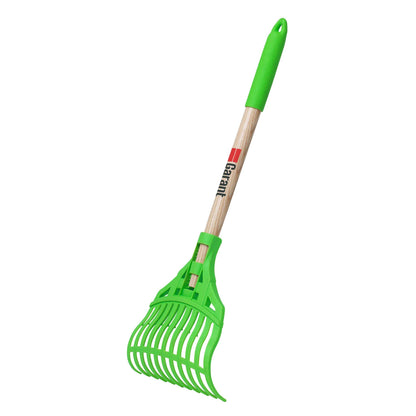 Shrub rake, short wood handle