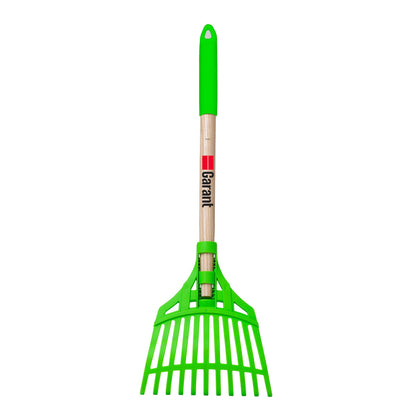 Shrub rake, short wood handle