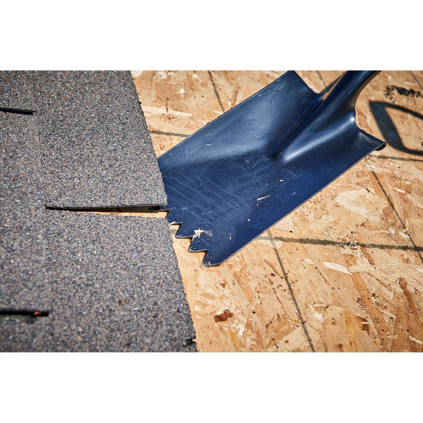 Pelle à bardeaux, manche en bois