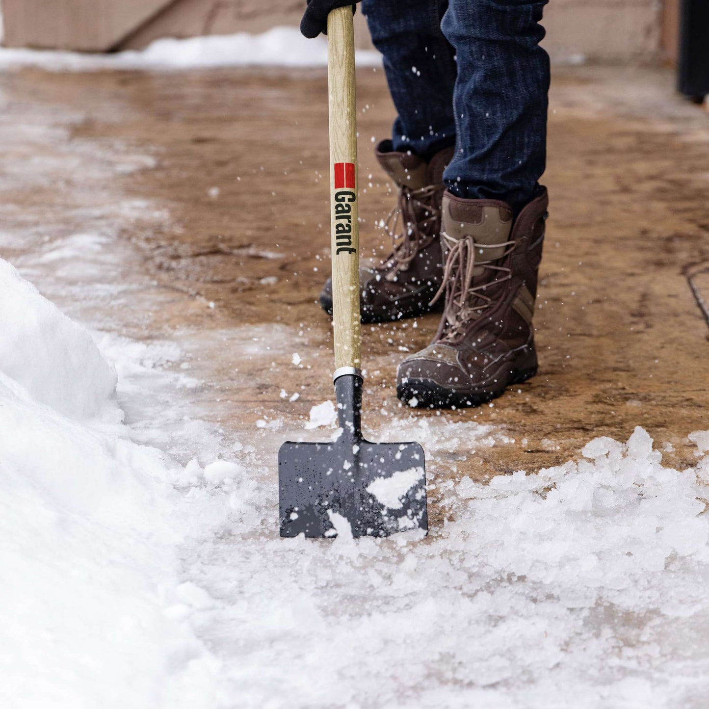7" Ice Scraper with Tempered Steel Blade