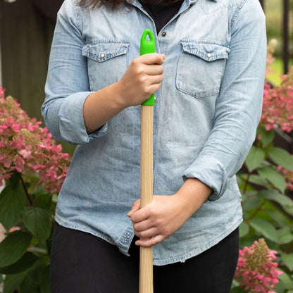 Round Point Tempered Steel Shovel with Long Handle