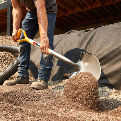 Round point shovel, wood handle, D-grip