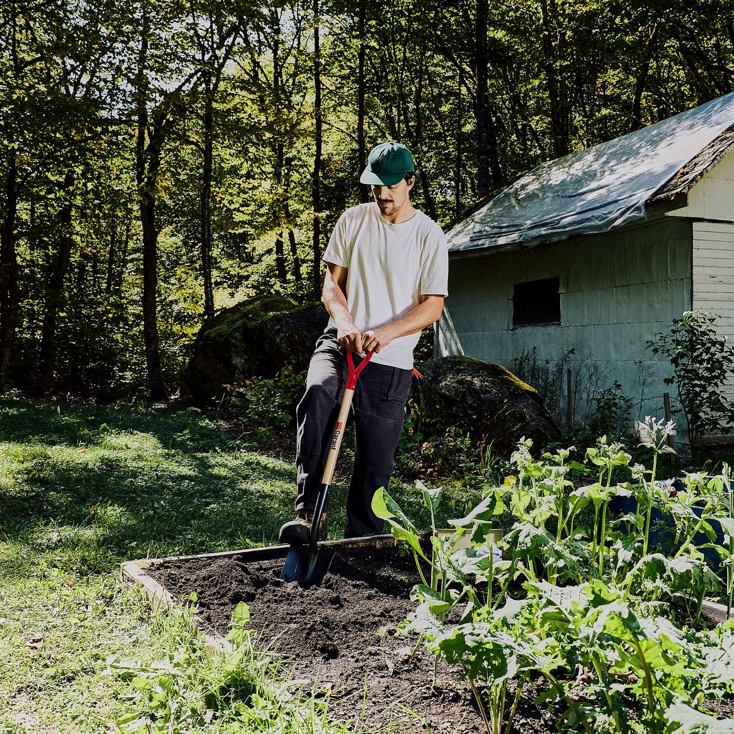 Garden spade, wood handle