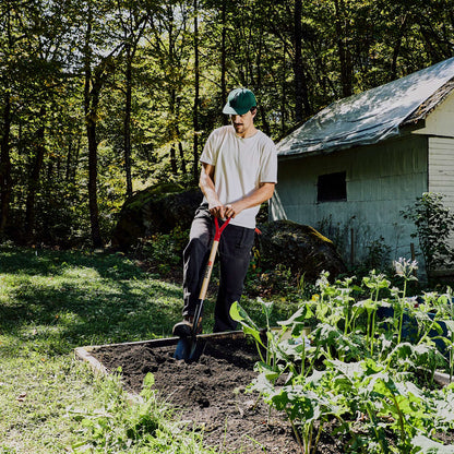 Garden spade, wood handle