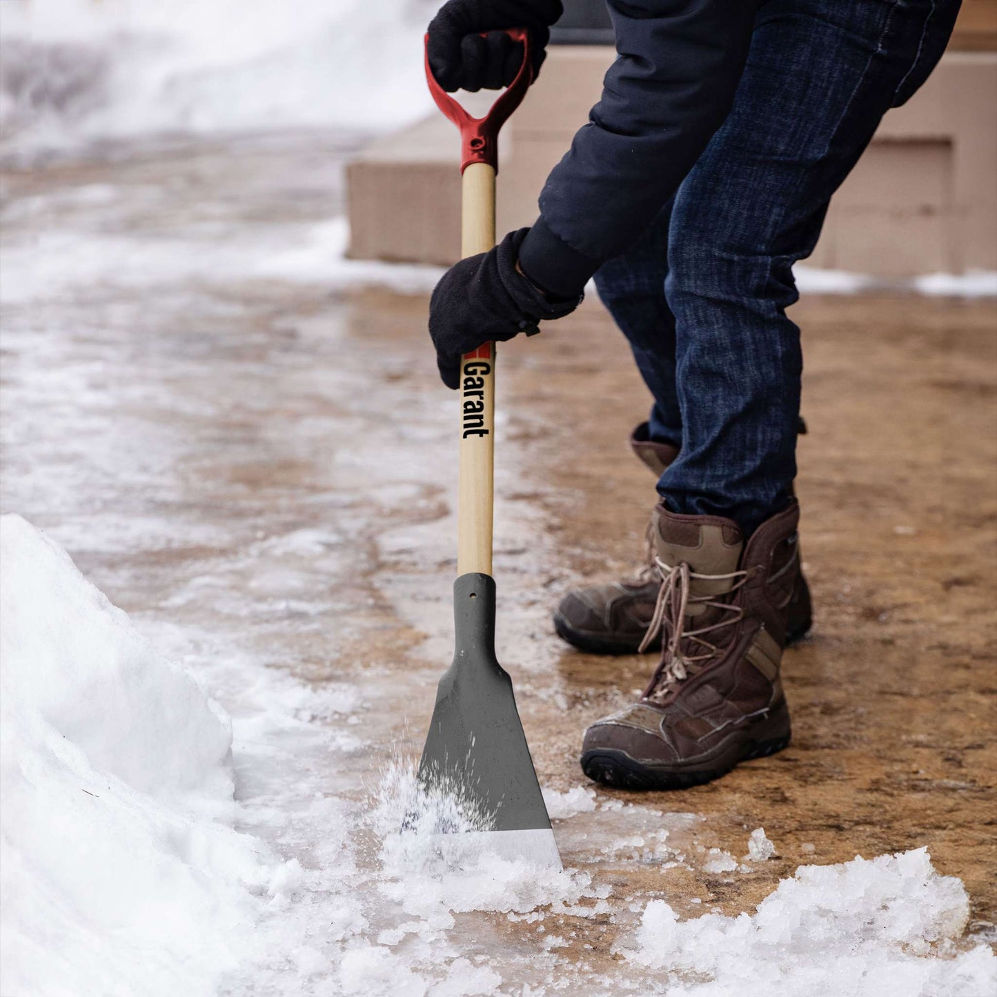 7" Ice Scraper with Forged and Tempered Steel Blade
