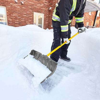 Pelle-grattoir à neige 21 po avec manche en fibre de verre