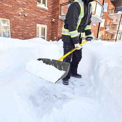 Pelle-grattoir à neige 24 po avec manche en fibre de verre