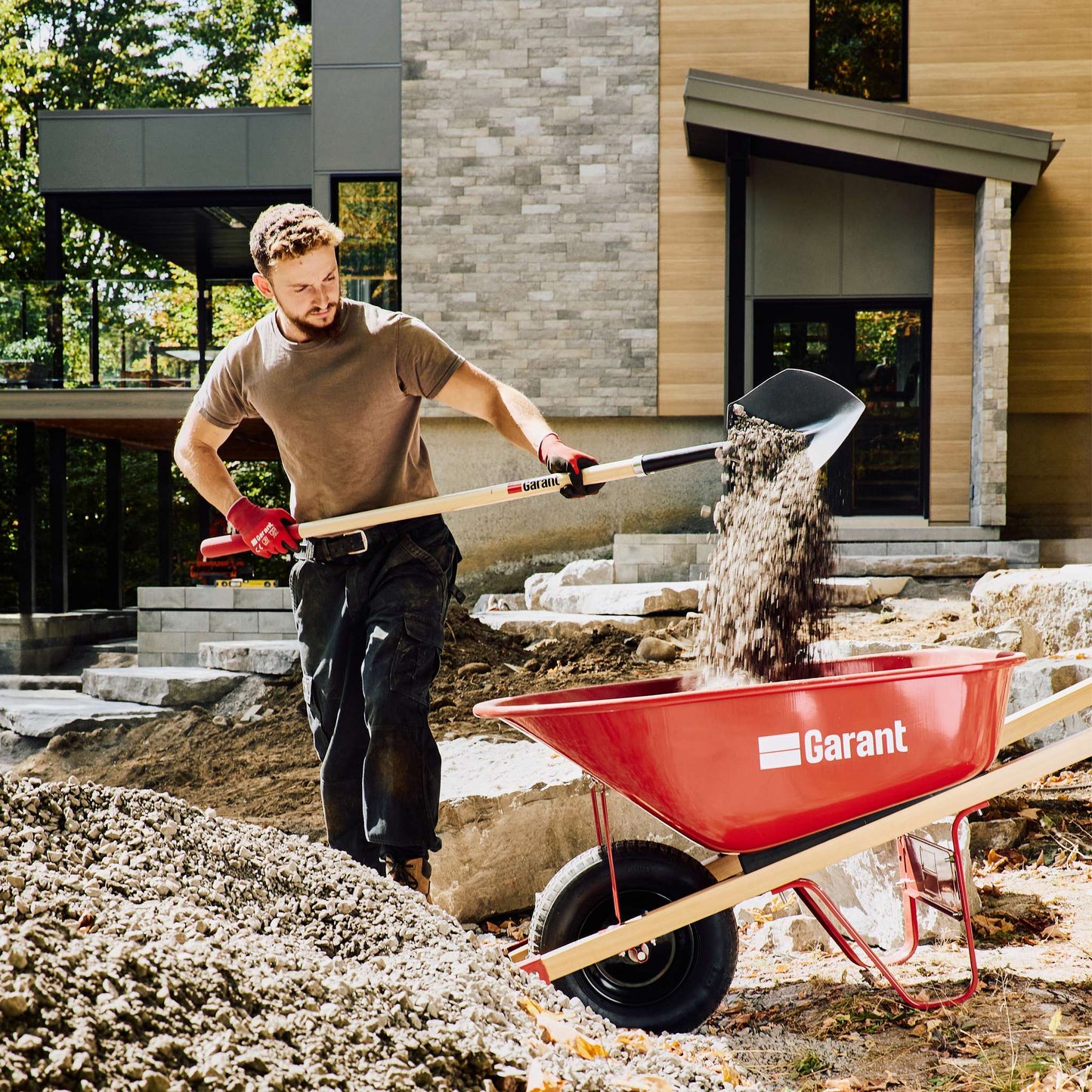 Round point shovel, long wood handle
