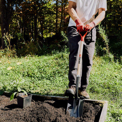 Garden spade, wood handle