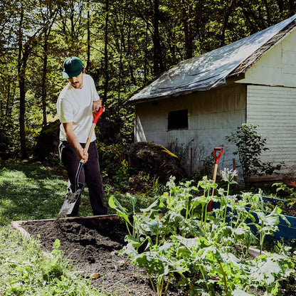 Garden spade, wood handle