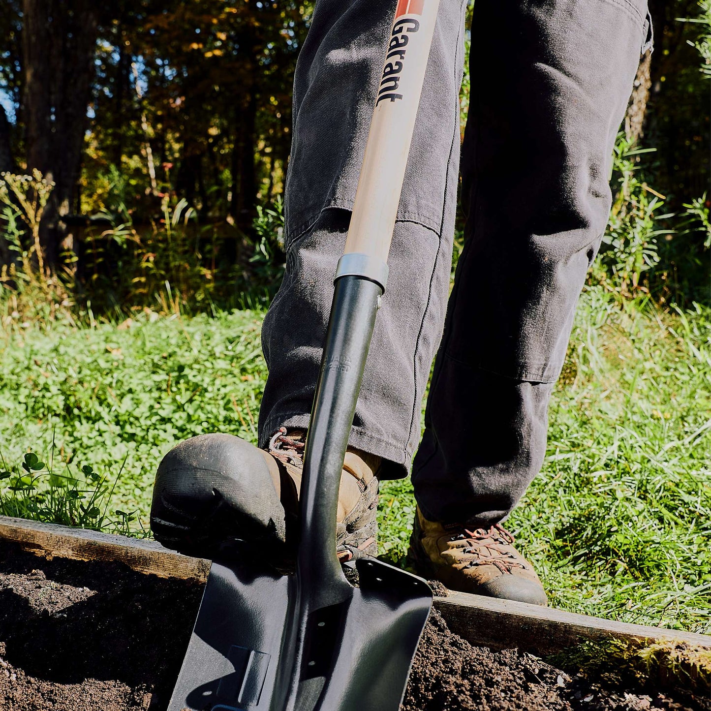 Garden spade, wood handle