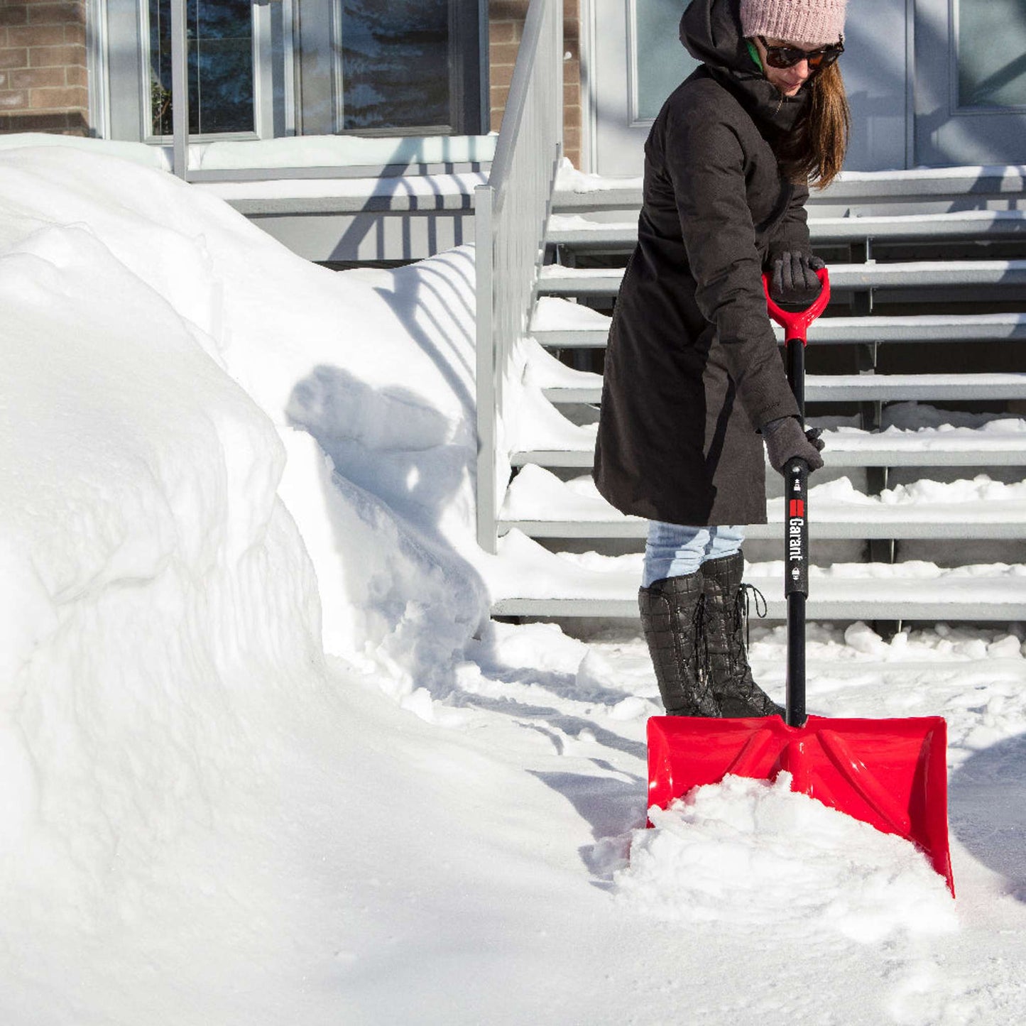 Foldable snow shovel,18 in. poly blade