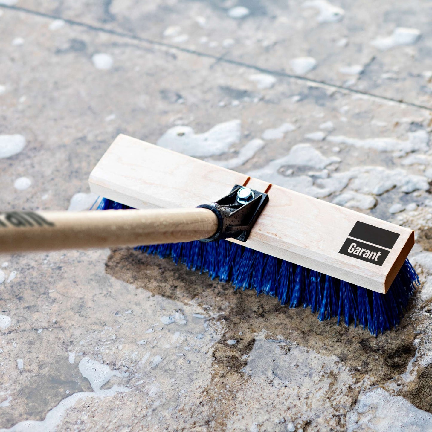 Deck brush, 12" head, synthetic bristles, wood hdle