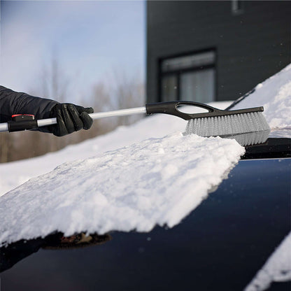 Balai à neige télescopique 46 po avec poignée en mousse