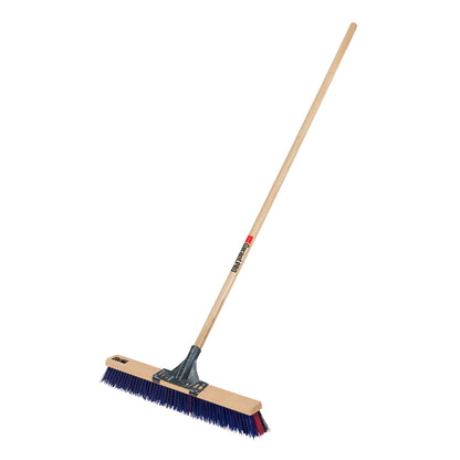 Powr push broom, max efficiency, 24", rough surface