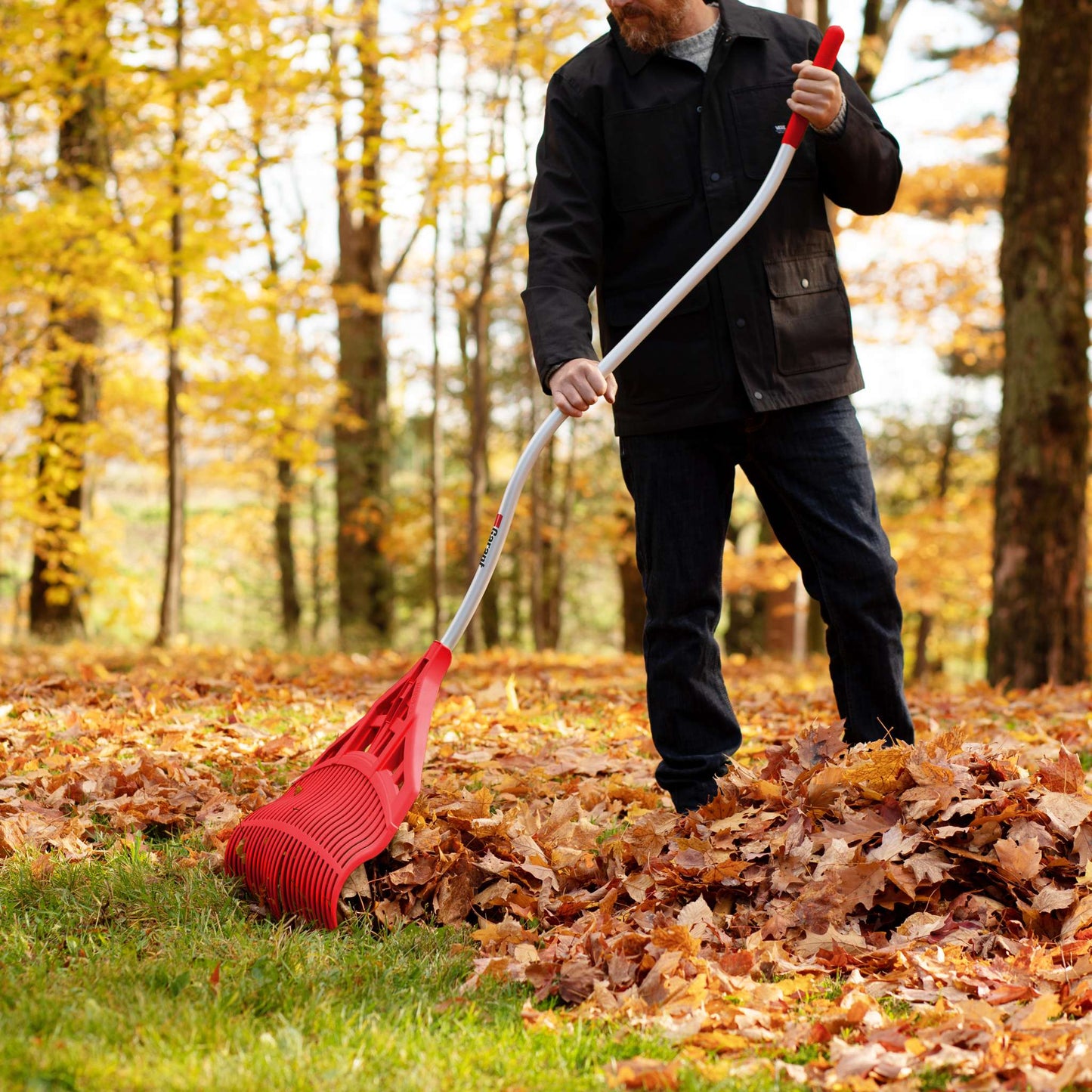 Balai à feuilles, 30" ultraléger, manche ergo, Garant