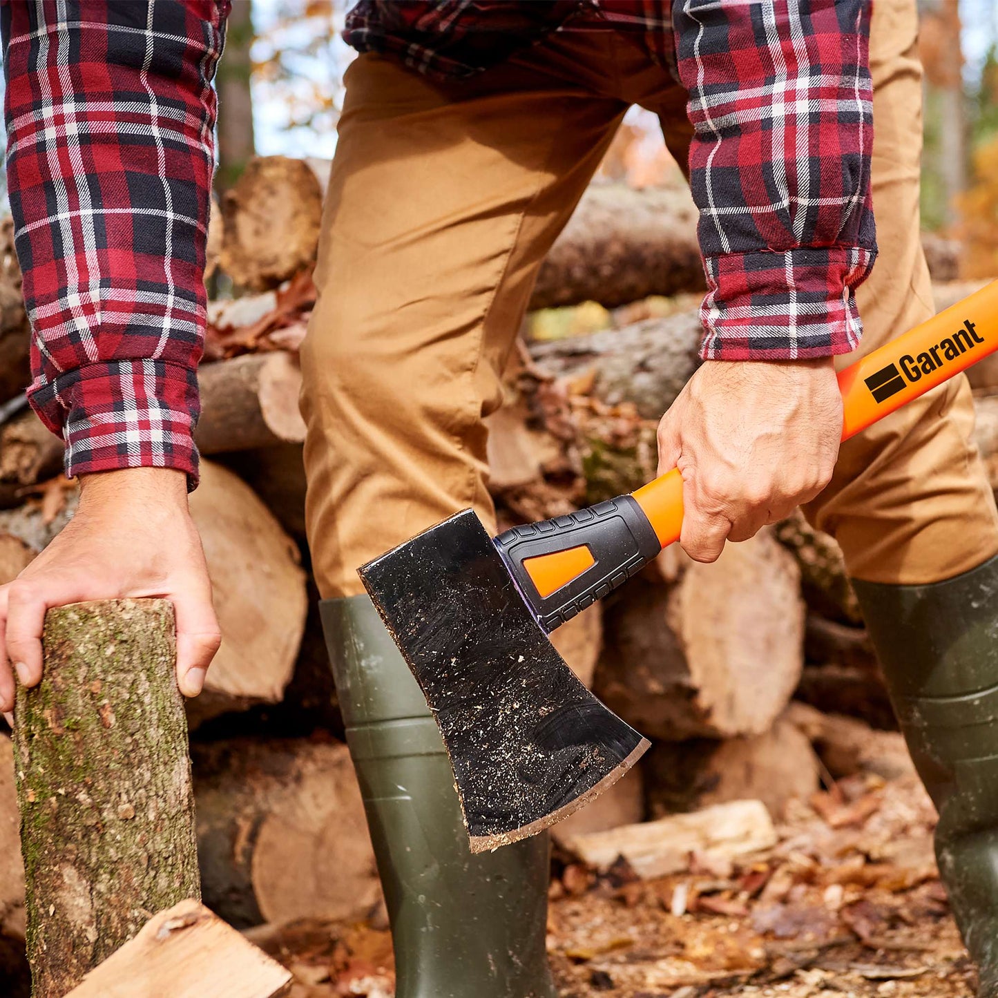 2.25 lbs axe with fiberglass handle