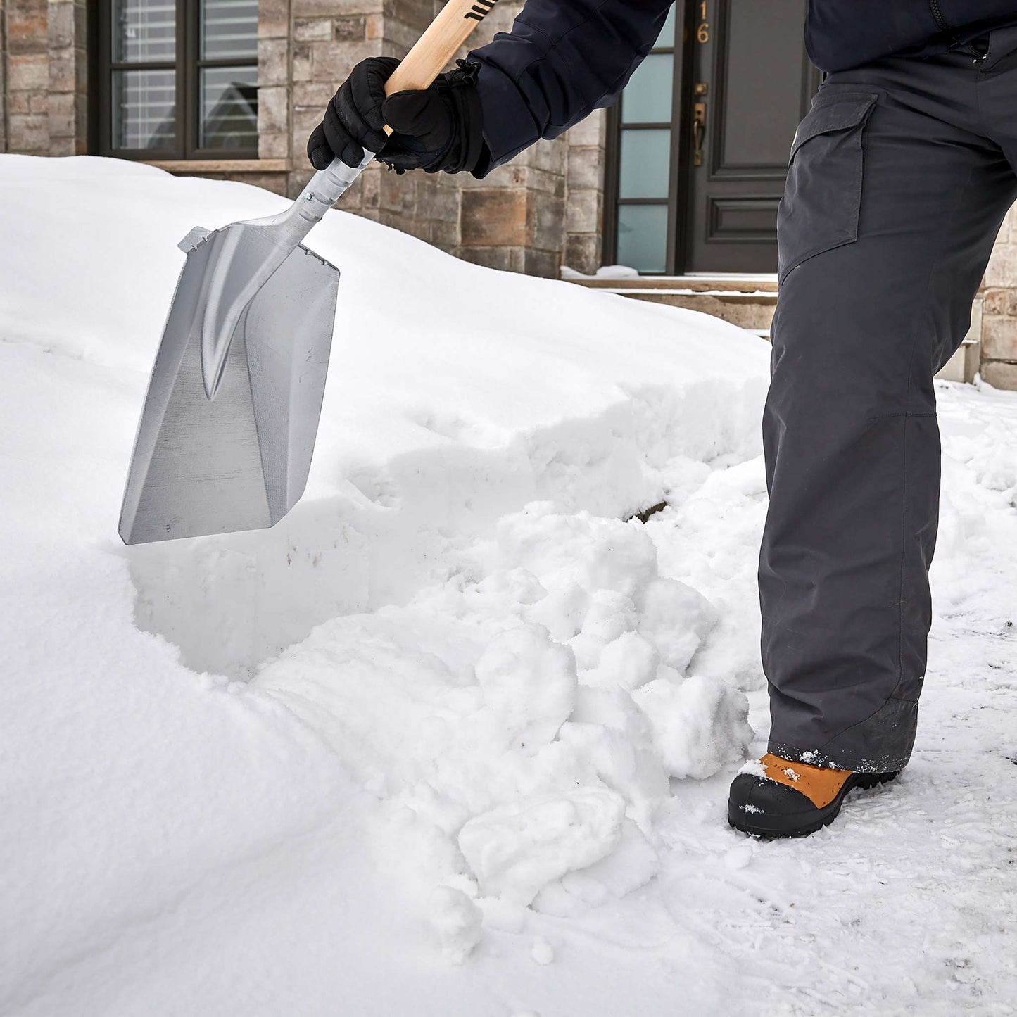 Pelle à neige 11.7 po