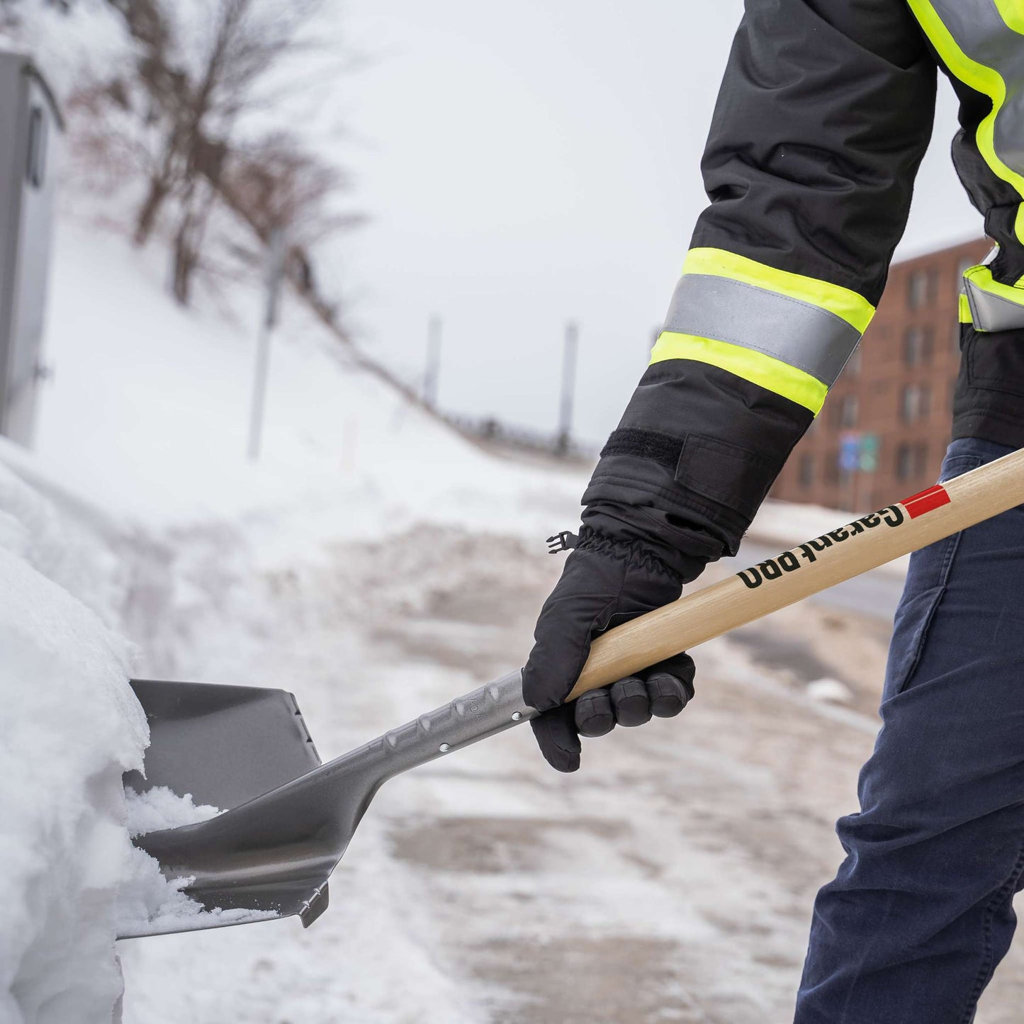 11.7" industrial grade snow shovel