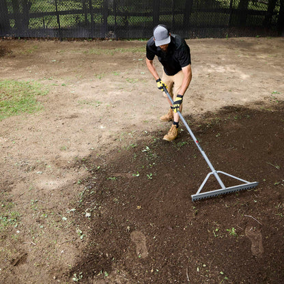 Râteau à niveler 24 po pour paysagiste