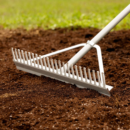 Râteau à niveler 24 po pour paysagiste