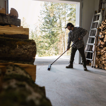 24" CLIP 'N LOCK push broom Maximum Efficiency