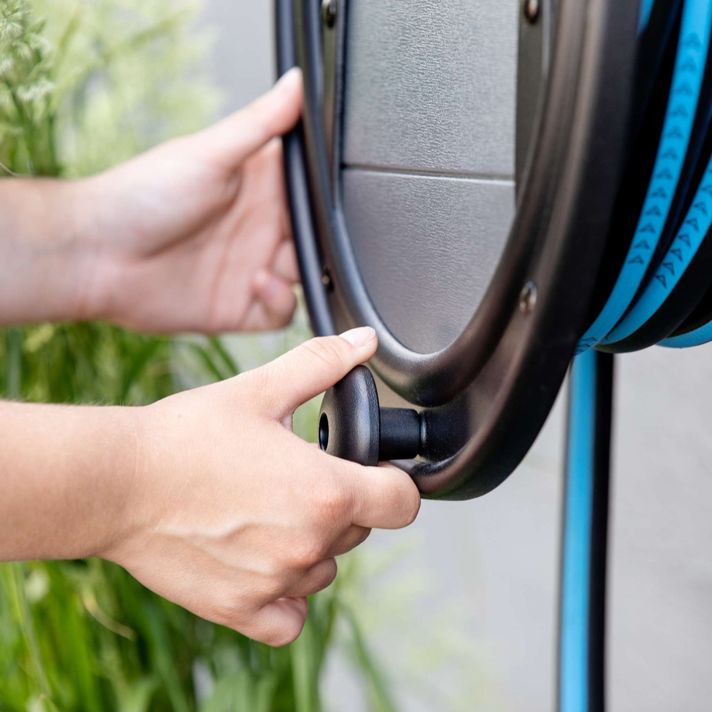 Wall-Mounted Retractable Hose Reel