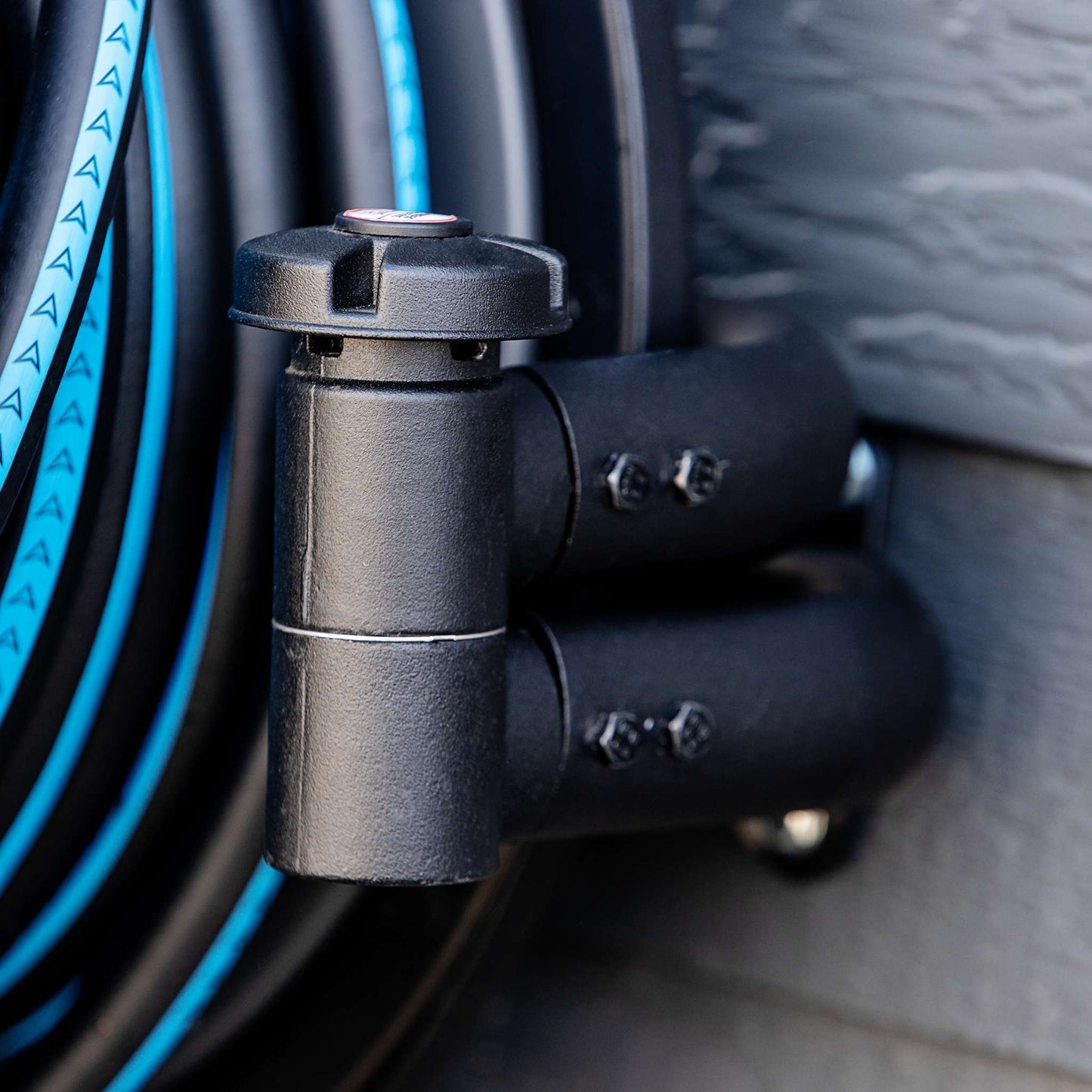 Wall-Mounted Retractable Hose Reel