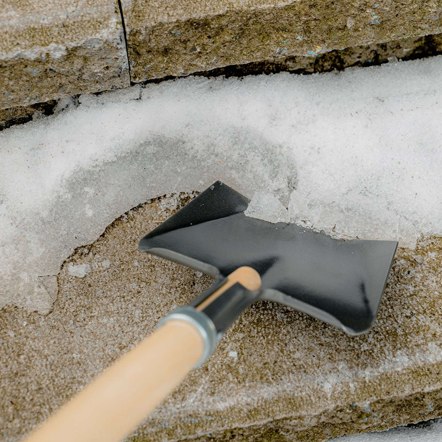 Casse-glace Garant, 7 po, poignée en D