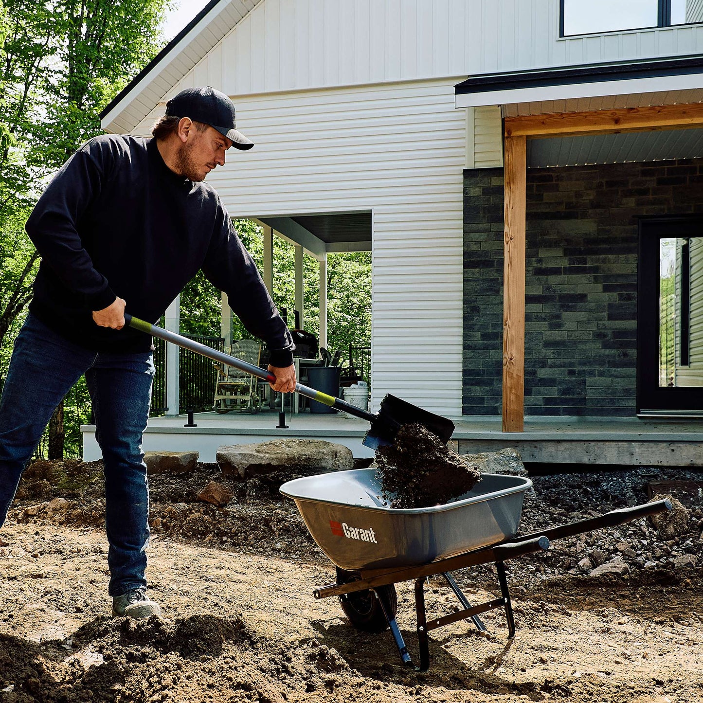Pelle carrée à manche long