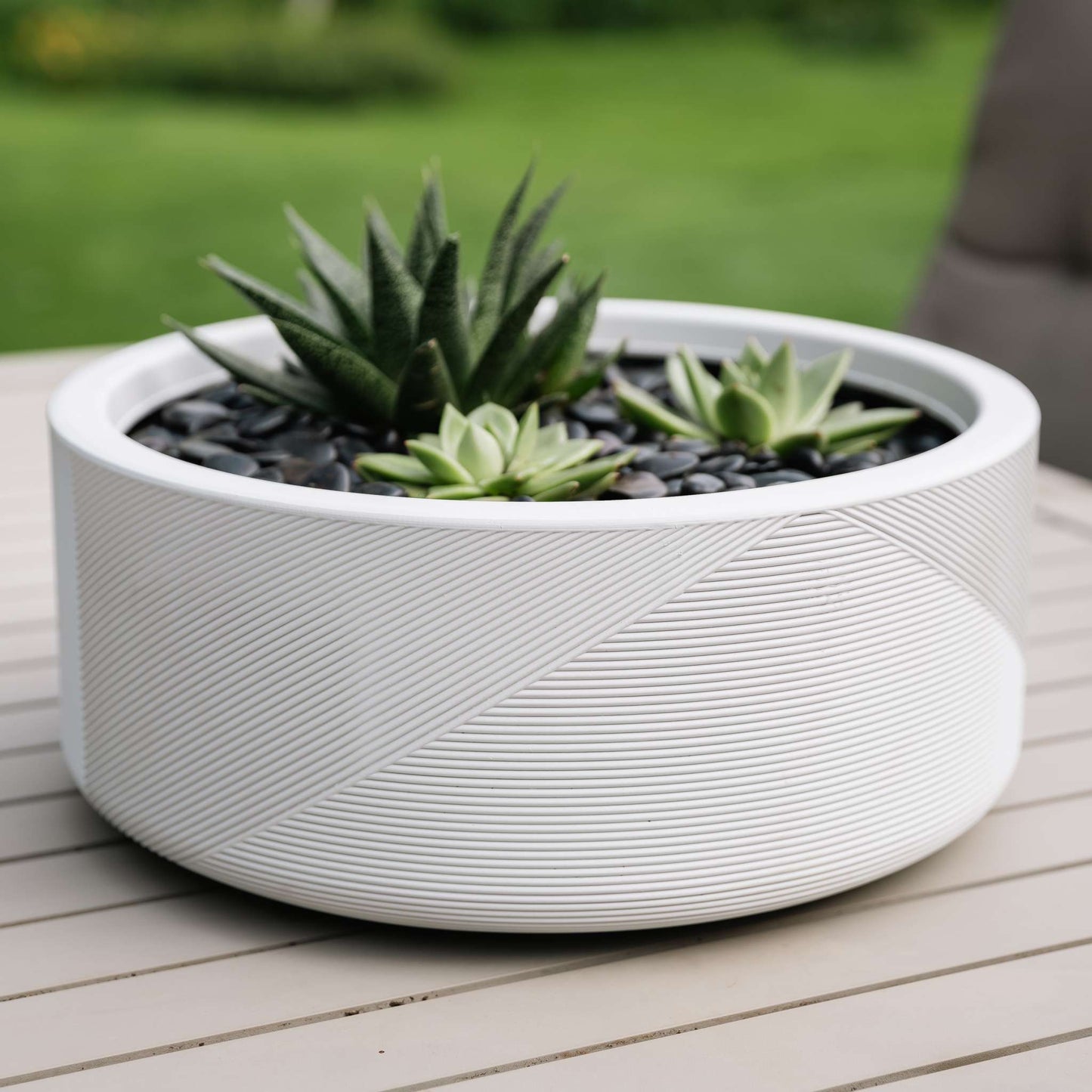 Jardinière Gavin 15 po avec lignes géométriques