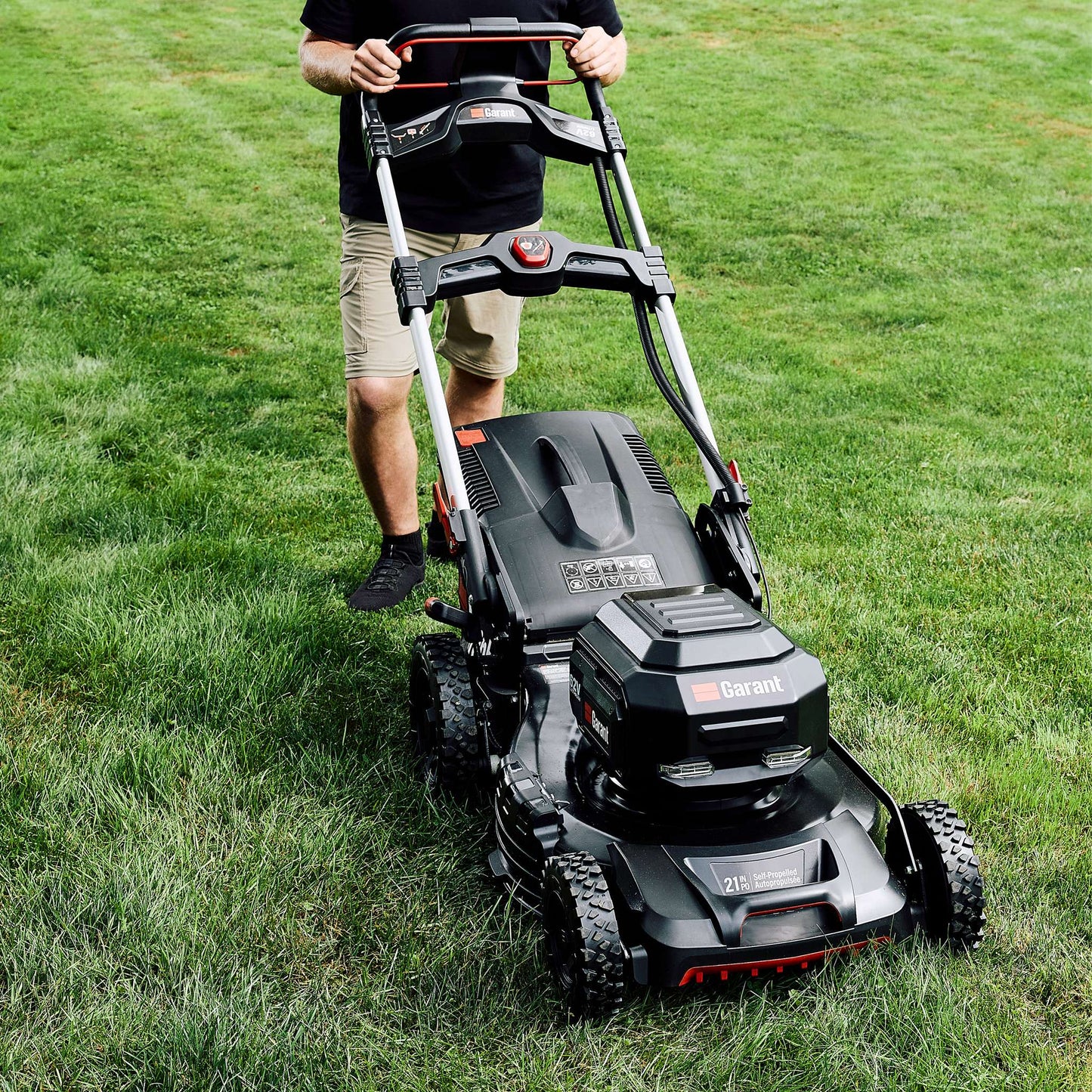 Tondeuse à gazon électrique sans fil de 21 po autopropulsée