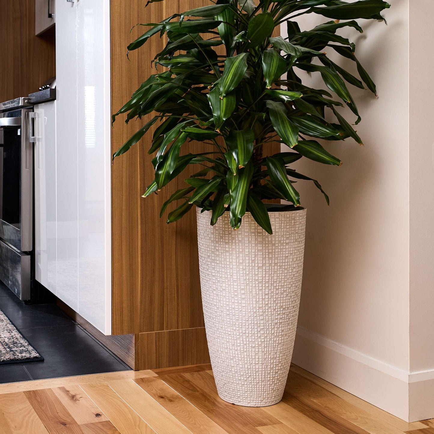 Tall 12’’ Riley Planter with fine line stone effect