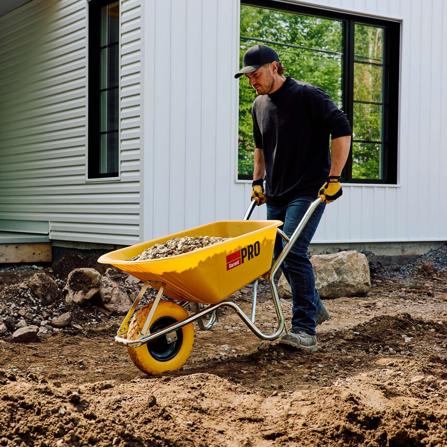 Brouette industrielle cuve en poly 6 pi³