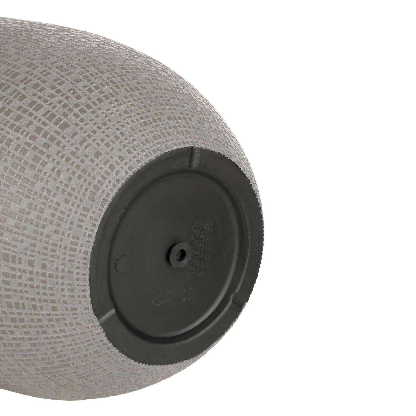 16’’ Riley Planter with fine line stone effect