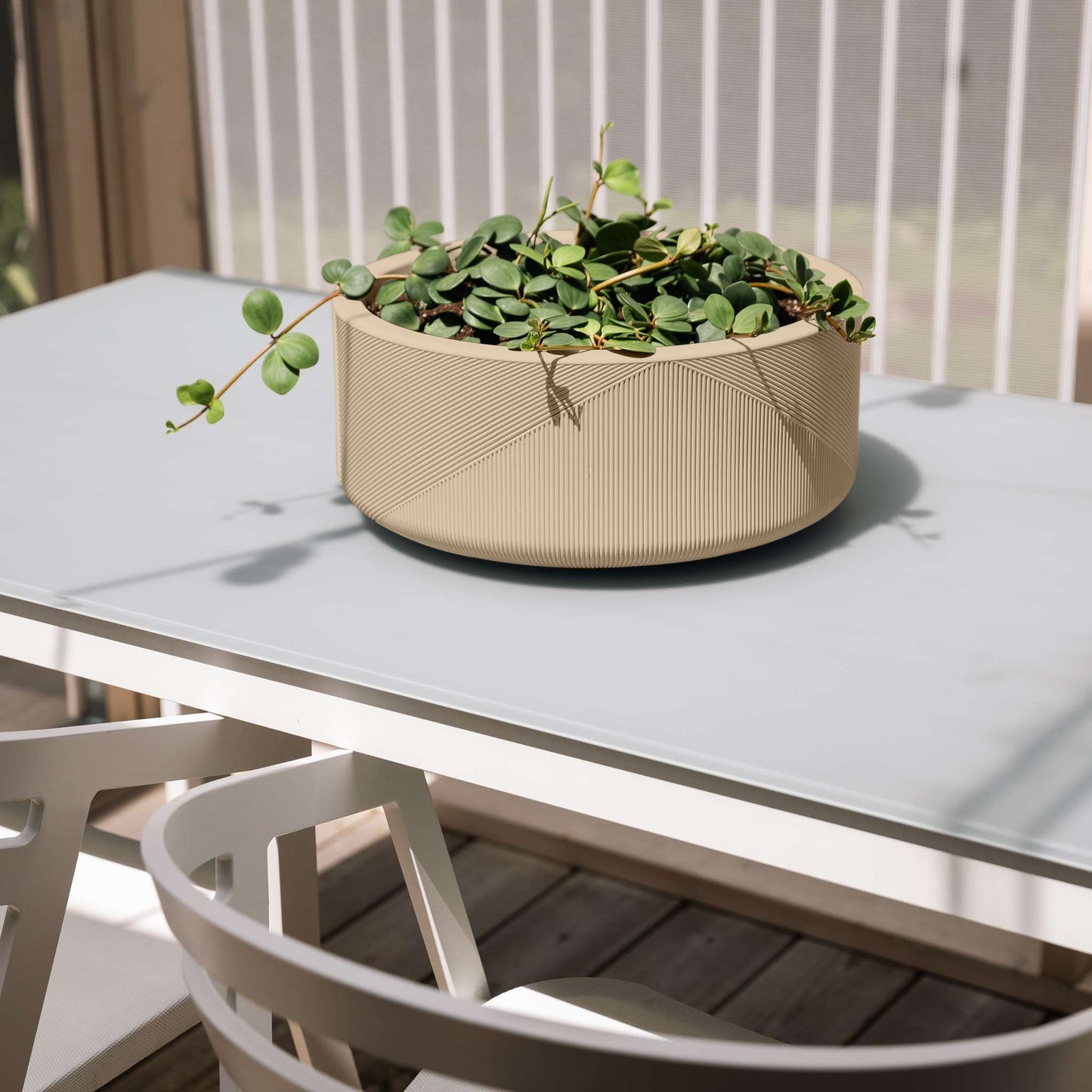 Jardinière Gavin 15 po avec lignes géométriques