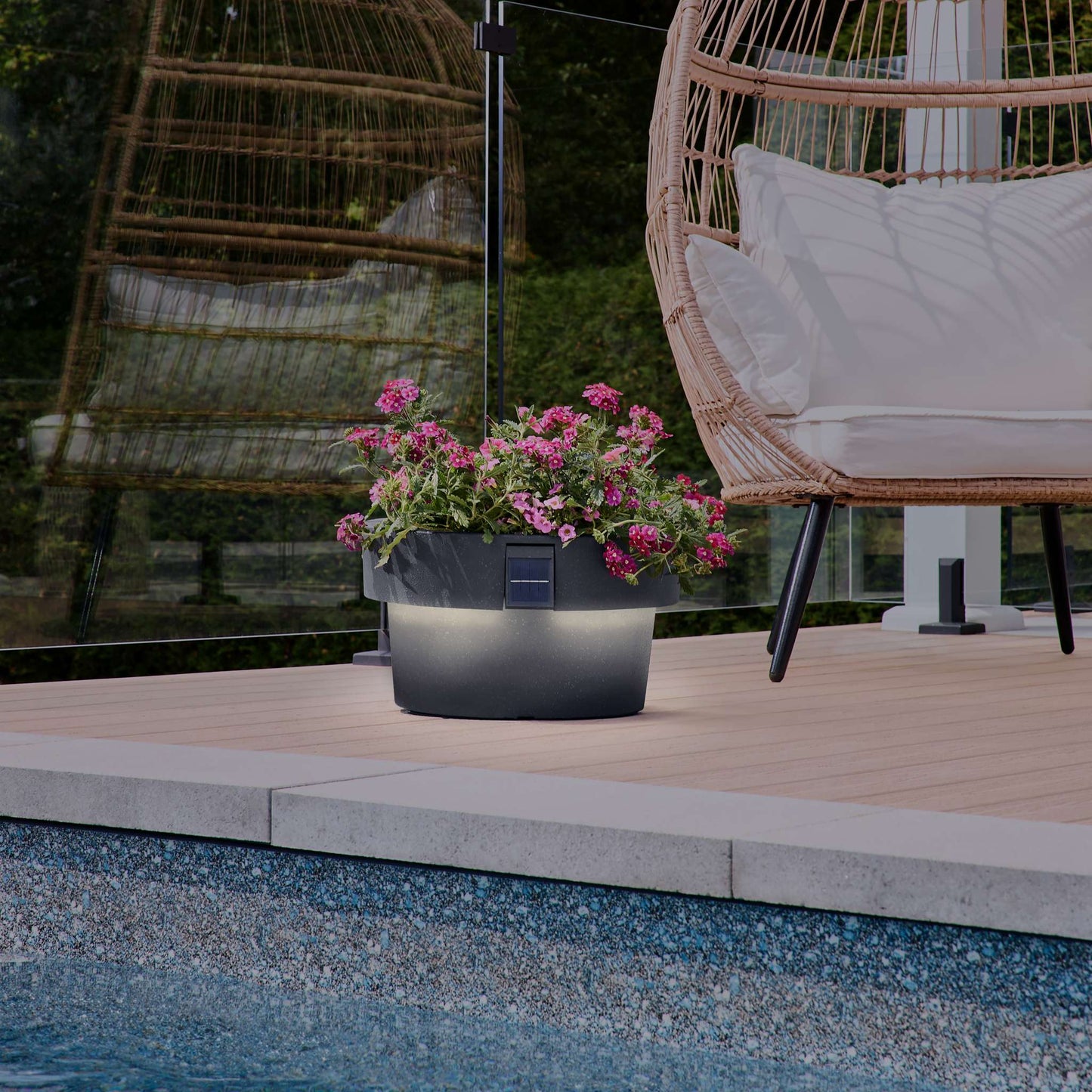 Pot solaire 18 po avec éclairage d’ambiance