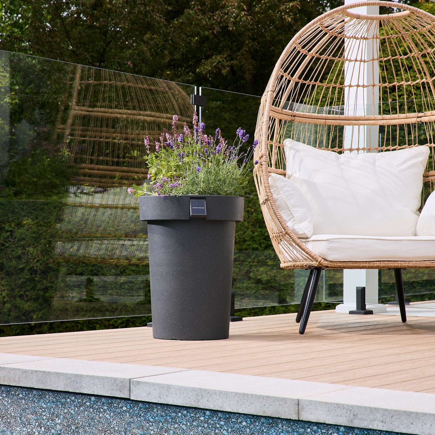 Grand pot solaire 18 po avec éclairage d’ambiance